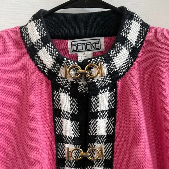 Berek2 Pink Cardigan with Checkered Trim - Picture 2 of 13